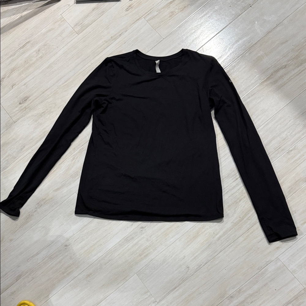 Alo Yoga Black Long Sleeve